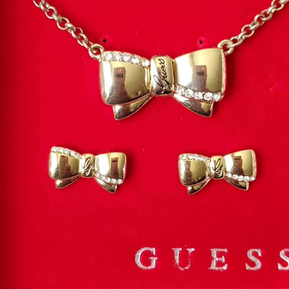Guess Jewerly - Picture 6 of 7
